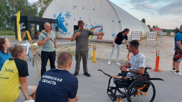 В Тюменской области ветеранов СВО адаптируют к мирной жизни через стрельбу из лука