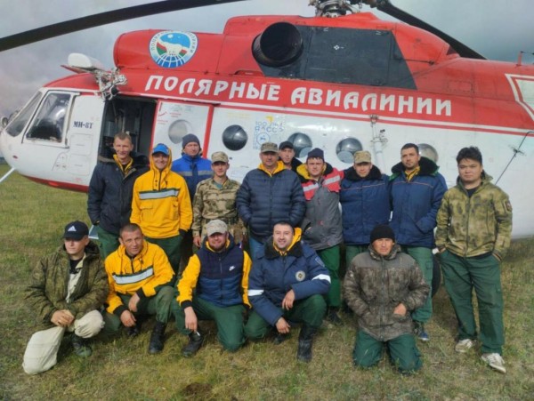 Два лесных пожара в Якутии потушили тюменские десантники