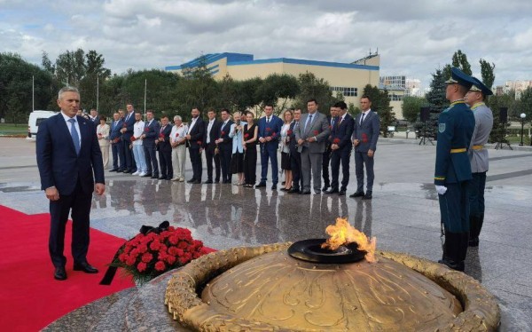 Александр Моор работает в Казахстане 25 июля