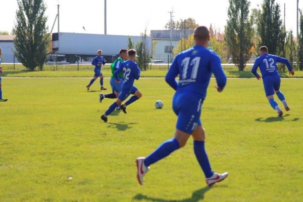Футболисты Тюменского района продолжают борьбу в традиционном первенстве