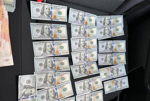 За попытку подкупить таможенника гражданин Казахстана&nbsp;заплатит миллион рублей