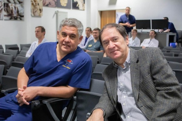 Нейрохирург из Бразилии дал мастер-класс по хирургии эпилепсии в Тюмени 