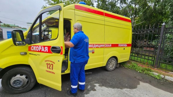 Тюменец перепутал емкости с горячей и холодной водой и облился кипятком