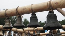 Старт празднику колокольного звона дали в Гилевской роще в день рождения Тюмени 