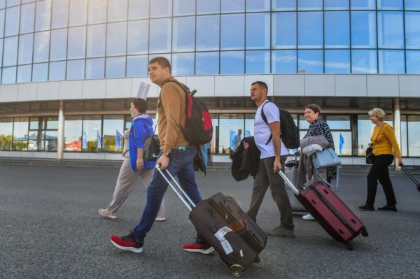 Более 1,2 млн пассажиров перевез аэропорт Рощино в Тюмени за полгода