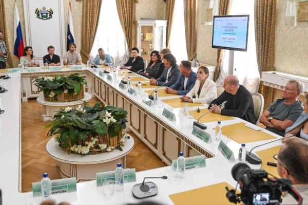 Тенор Иван Гынгазов на концерте в Тобольске встретится с мамой