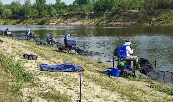 18 команд из семи регионов посоревнуются в рыболовном спорте в Тюменской области
