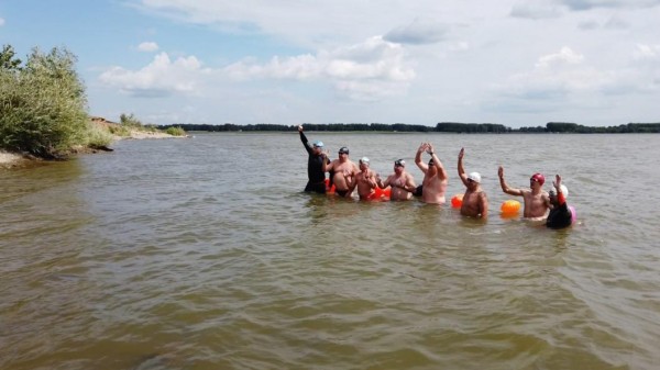 Моржи Тюмени переплыли Ишимское море в Северном Казахстане