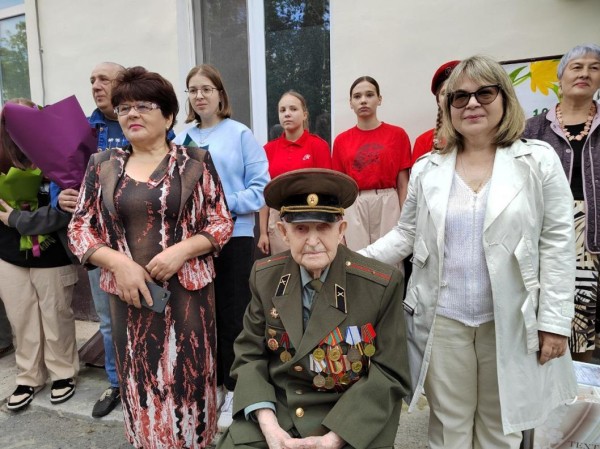 100-летний юбилей отметил ветеран Великой Отечественной войны Александр Степанович Жемчугов