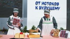 C предприятиями Нижнетавдинского района знакомят тюменцев на Цветном бульваре