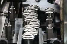 Тюменские компании запустили производство спреев для выявления дефектов сварки