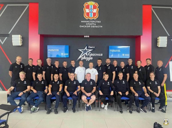 Три тюменские команды футболистов сыграют против "Новосибирска" в выездных матчах СибЮФЛ