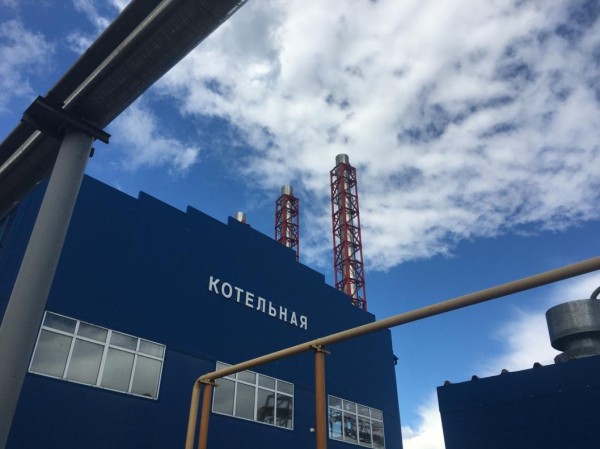 Тюменских депутатов познакомили с работой одного из знаковых для города предприятий