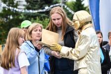 Инфопарк "Тюменская область, я люблю тебя!" открыл Александр Моор на Цветном бульваре