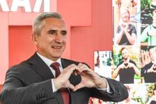 Инфопарк "Тюменская область, я люблю тебя!" открыл Александр Моор на Цветном бульваре