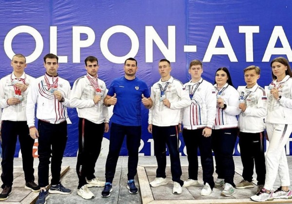 Тюменские гиревики привезли пять золотых медалей с мировых соревнований Тюменские гиревики привезли пять золотых медалей с мировых соревнований