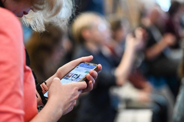 Губернатор Тюменской области Александр Моор назвал мошенничество цифровой войной 