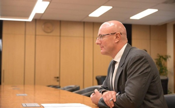 Александр Моор и Дмитрий Чернышенко обсудили реализацию нацпроектов Александр Моор и Дмитрий Чернышенко обсудили реализацию нацпроектов