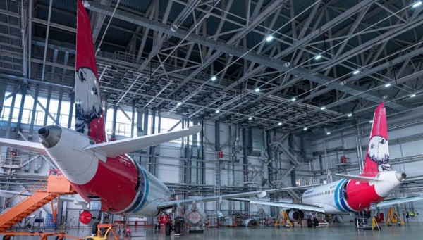 Глава Минпромторга России и губернаторы осмотрели самый большой самолётный ангар в УФО