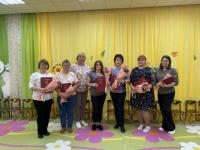 Работников детских садов Тюмени с профессиональным праздником поздравили городские депутаты