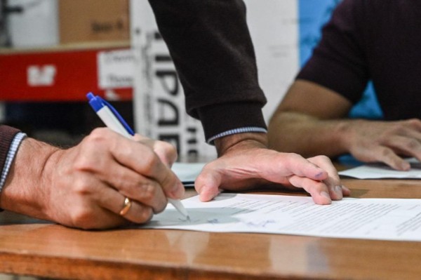 Зарплату более 100 тысяч рублей в месяц предлагают в Тюмени финансовым консультантам