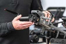 Обнаружителей дронов, системы РЭБ и лекарства отправили бойцам СВО из Тюменской области