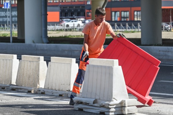 Александр Моор поручил решить вопрос разворотной площадки в районе села Беркут