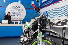 Обнаружителей дронов, системы РЭБ и лекарства отправили бойцам СВО из Тюменской области