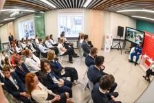 Российский летчик-космонавт Андрей Федяев рассказал тюменским школьникам о своей работе