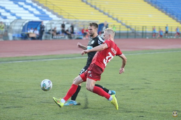 Тюменцы сыграют с футболистами из Красноярска Тюменцы сыграют с футболистами из Красноярска