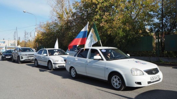 Тюменские активисты профсоюзов отметили Всемирный день действий автопробегом