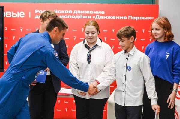 Российский летчик-космонавт Андрей Федяев рассказал тюменским школьникам о своей работе
