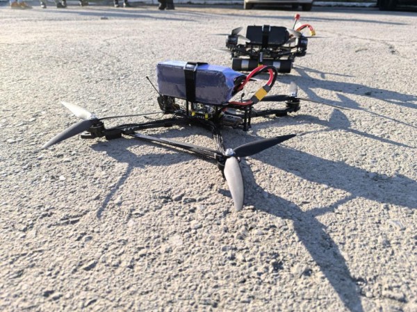 Тюменцы создали для бойцов спецоперации дрон "Муравей"