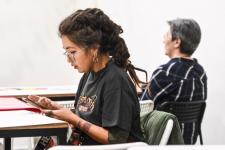 Тюменцы превращают семейные истории в комиксы на лаборатории татарских зинов