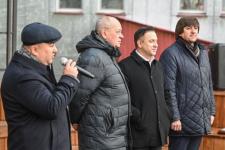 Сквер с историей географов открыли по улице Дзержинского в Тюмени