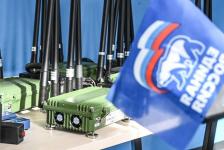 Обнаружителей дронов, системы РЭБ и лекарства отправили бойцам СВО из Тюменской области