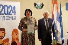 Ялуторовские волонтеры получили медали за помощь бойцам СВО Ялуторовские волонтеры получили медали за помощь бойцам СВО