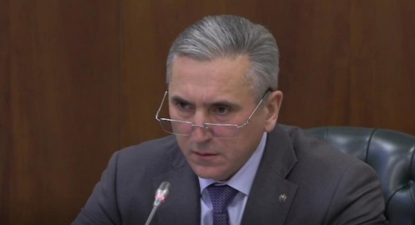 Александр Моор провел личный прием жителей Тюменской области