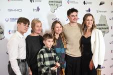 Тюменцам представили пилотные серии документально-игрового сериала об освоении нефти и газа