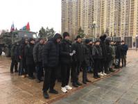 В Тюмени будущим военным показывают боевую технику