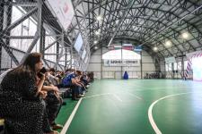 Модульный спортзал "Юность" открыли в Тюмени по федеральному проекту 