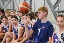 Модульный спортзал "Юность" открыли в Тюмени по федеральному проекту 