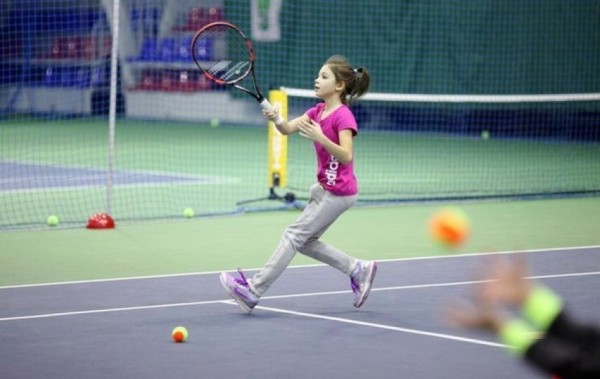 Первенство Тюмени по теннису соберет более 150 спортсменов Первенство Тюмени по теннису соберет более 150 спортсменов