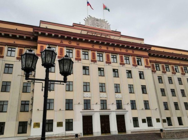 Тюменская область обеспечит учащихся-инвалидов специальными учебными пособиями с марта 2025 года