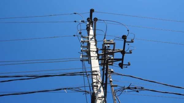 Энергетики восстанавливают электроснабжение в центре Тюмени