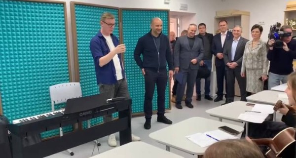 Детский технопарк Тобольска посетил полпред президента в УФО 