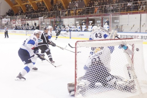 Тюменский "Рубин" в декабре сыграет под открытым небом выездную серию