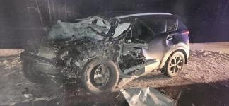 Два человека погибли на трассе Тюмень - Ханты-Мансийск Два человека погибли на трассе Тюмень - Ханты-Мансийск