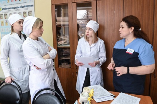 Владимир Путин призвал продолжить укрепление первичного звена здравоохранения