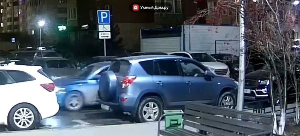 В Тюмени разыскивают водителя, который сбил ребенка В Тюмени разыскивают водителя, который сбил ребенка